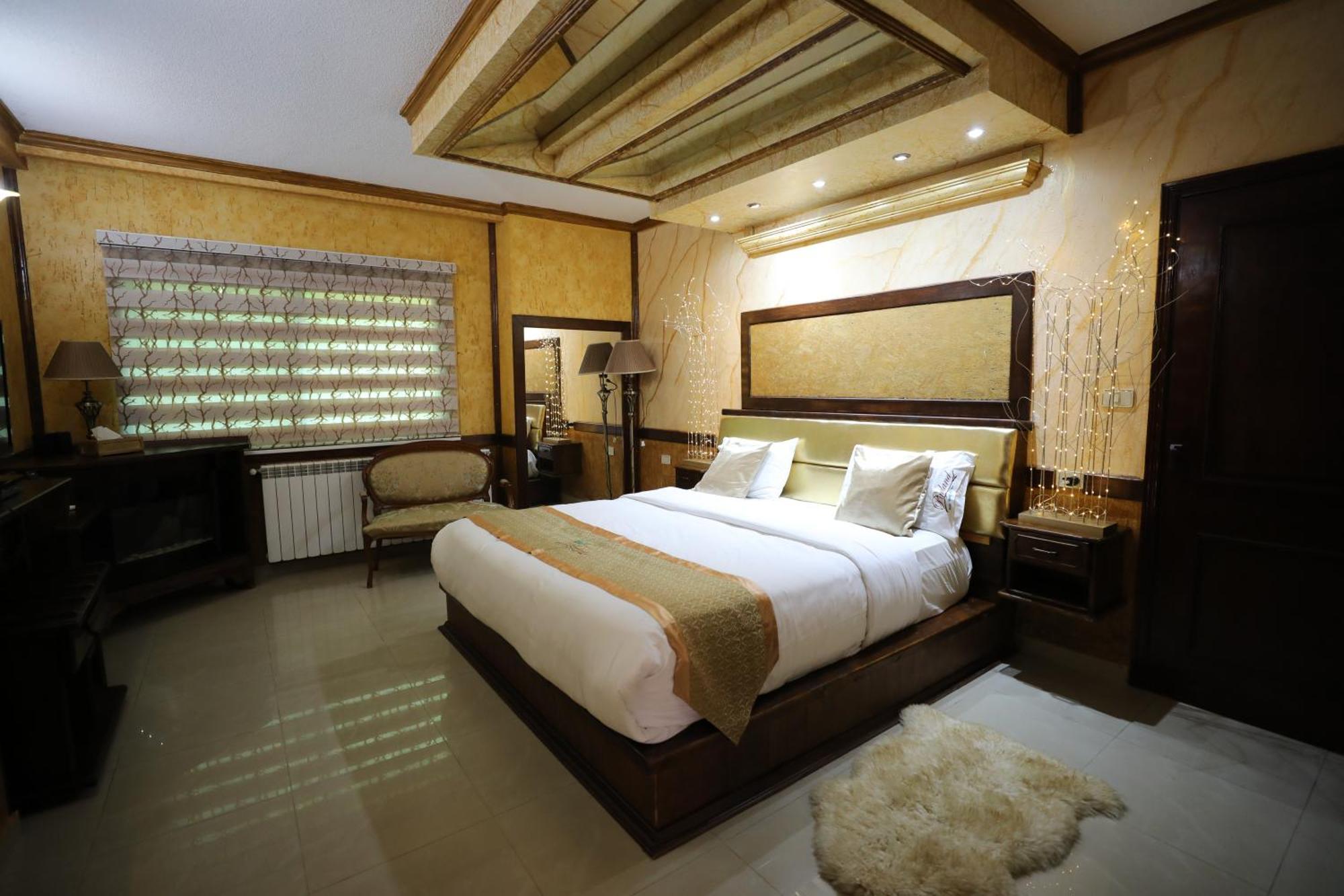 Deluxe Loft